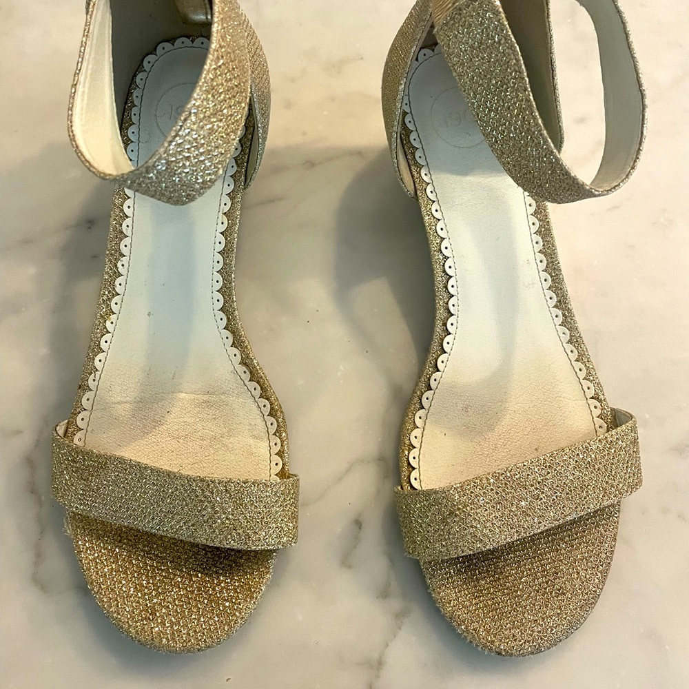 Nordstrom girls gold dress shoe